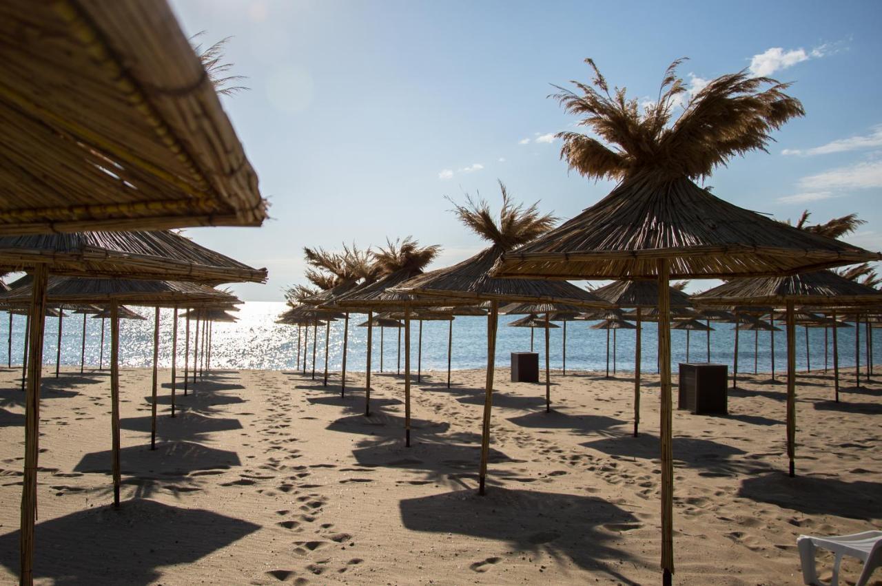 Long Beach Resort Shkorpilovtsi Exterior foto